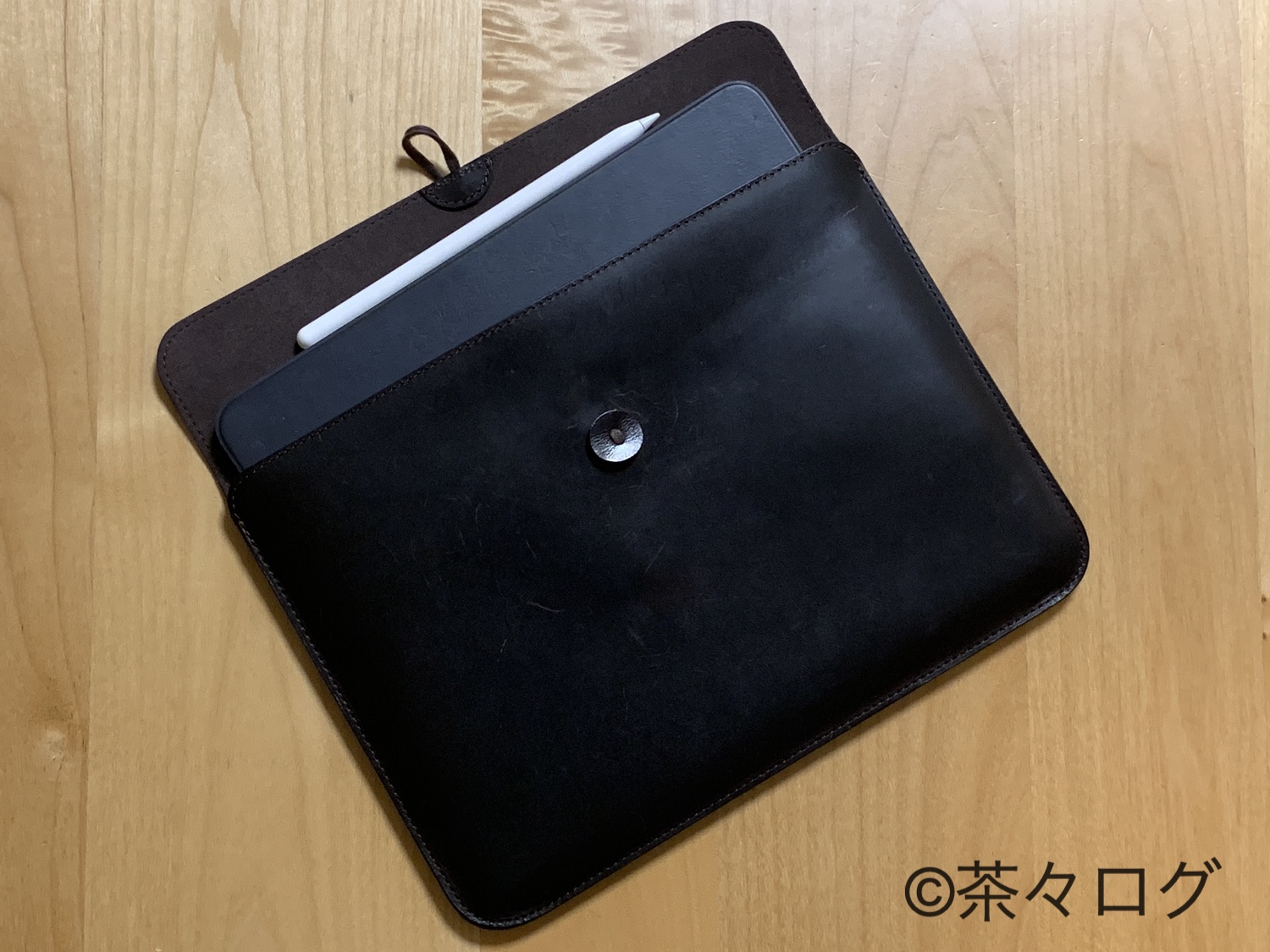 drip iPadレザーケース 11インチ ブラック - タブレット